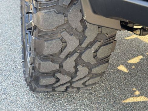 Used 2022 RAM 1500 Laramie AWD/4WD image 19