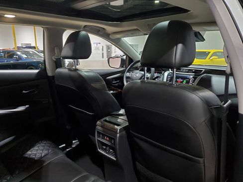 Used 2019 Nissan Murano Platinum w/ Cargo Package image 21