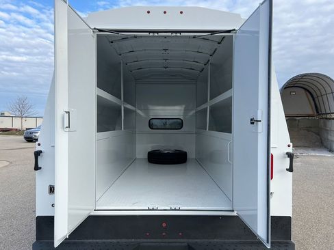 New 2026 RAM 5500 Tradesman image 15