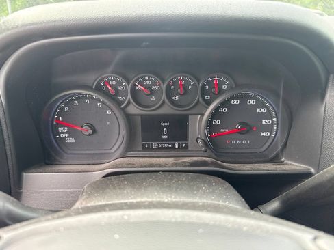 Used 2021 Chevrolet Silverado 1500 Custom AWD/4WD image 7