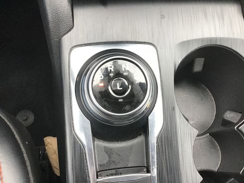 Used 2024 Ford Escape ST-Line image 15