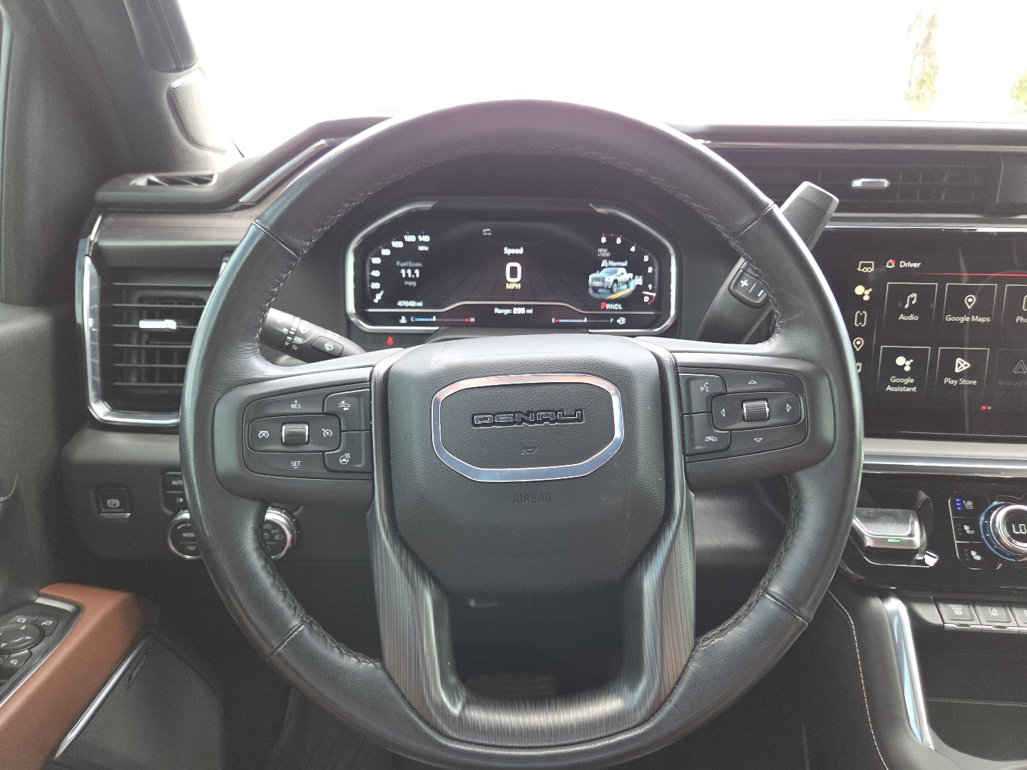Used 2025 GMC Sierra 3500 Denali Ultimate AWD/4WD image 33