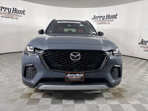 Used 2025 MAZDA CX-70 Plug-In Hybrid w/ Premium Plus image 2