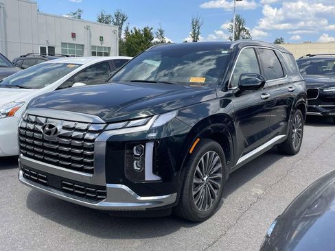 Used 2025 Hyundai Palisade Calligraphy AWD/4WD image 2