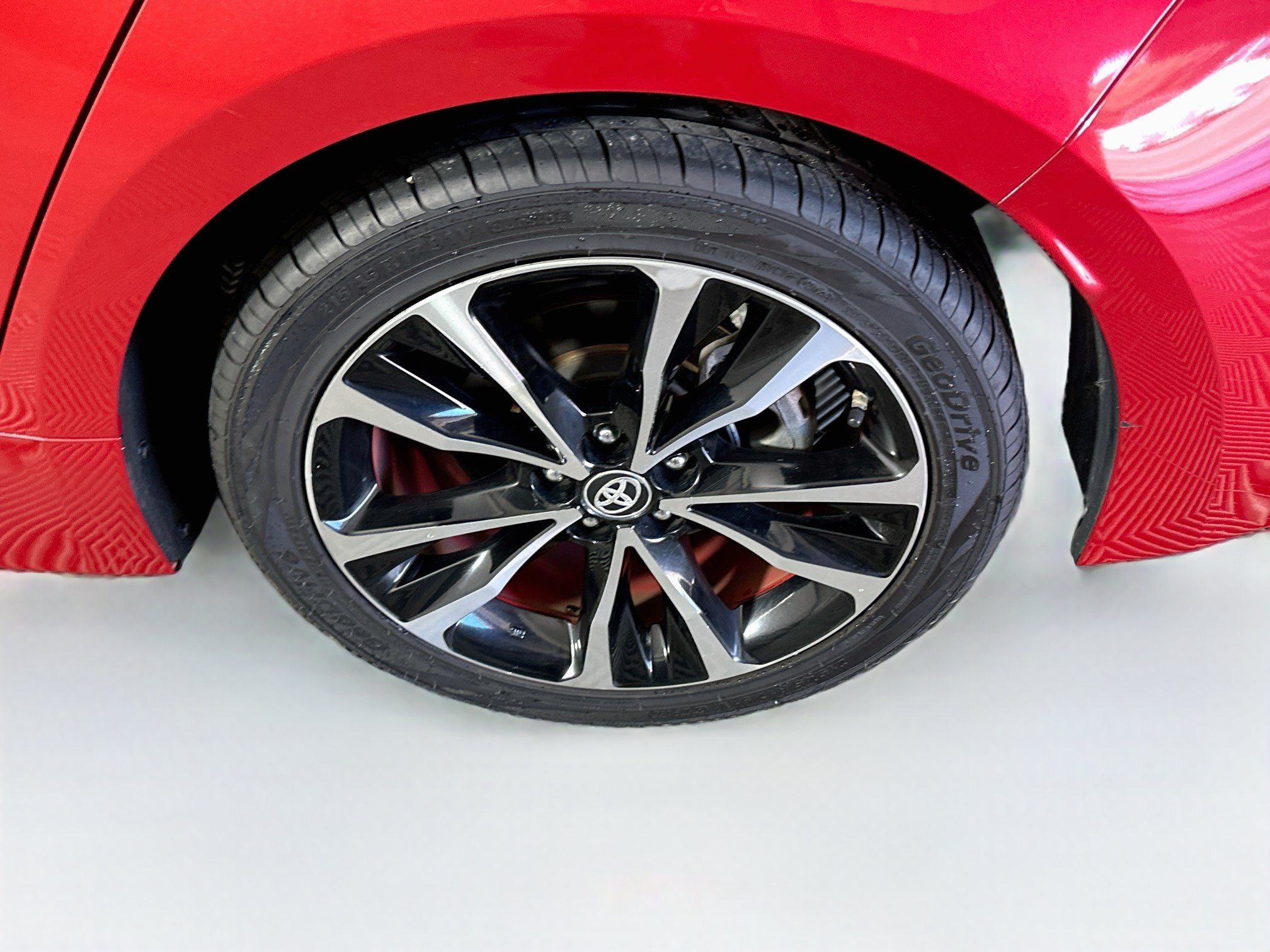 Used 2020 Toyota Corolla LE w/ Protection Package FWD image 11