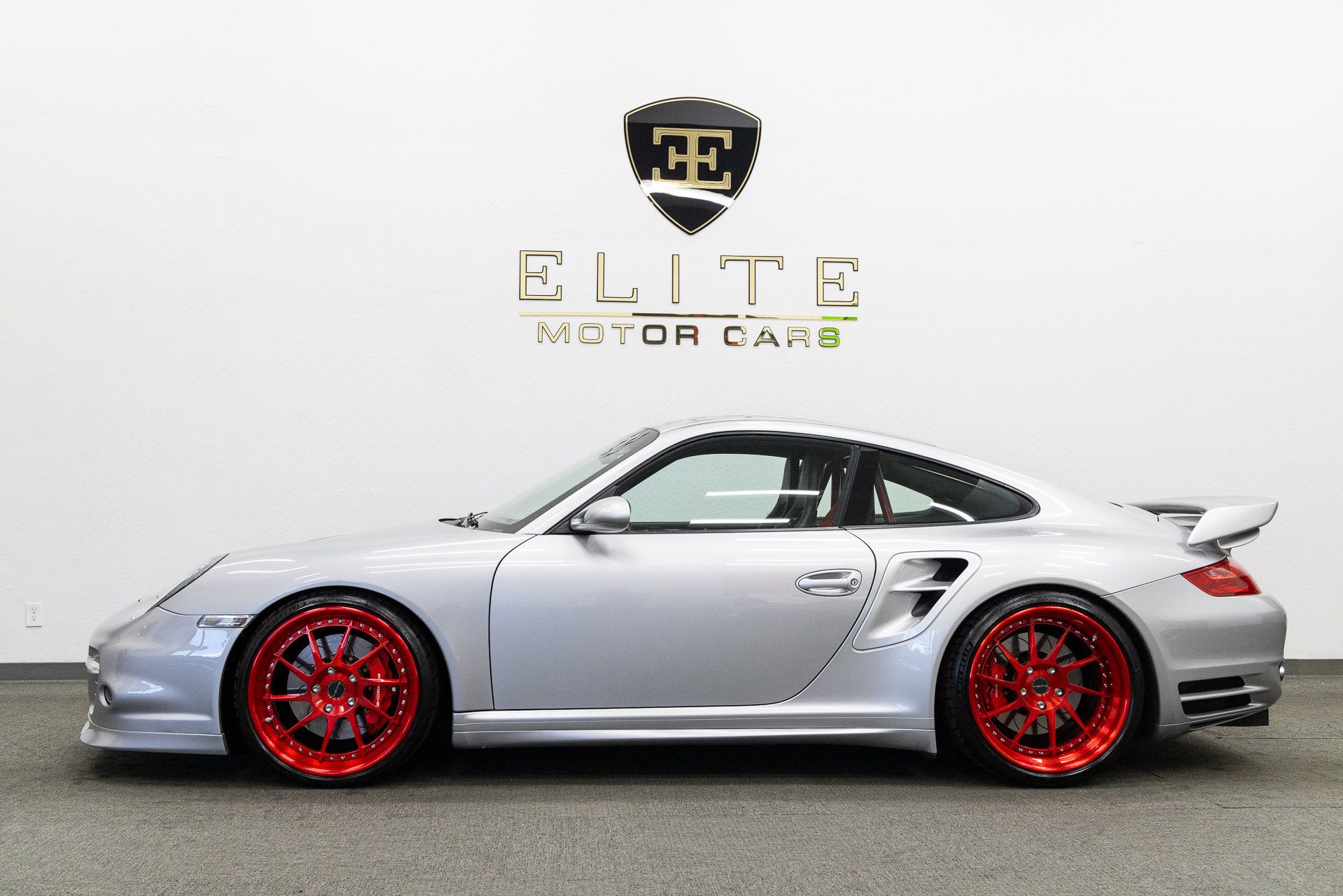 Used 2008 Porsche 911 Turbo AWD/4WD image 2