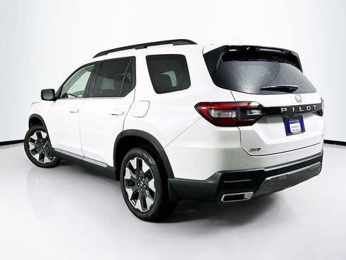 Used 2026 Honda Pilot Elite image 6