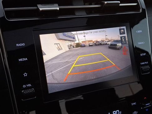 Used 2022 Hyundai Santa Cruz SEL Premium image 22