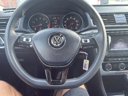 Used 2018 Volkswagen Passat 2.0T S FWD image 26
