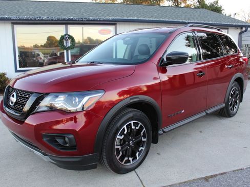Used 2020 Nissan Pathfinder SV w/ Rock Creek Edition image 32