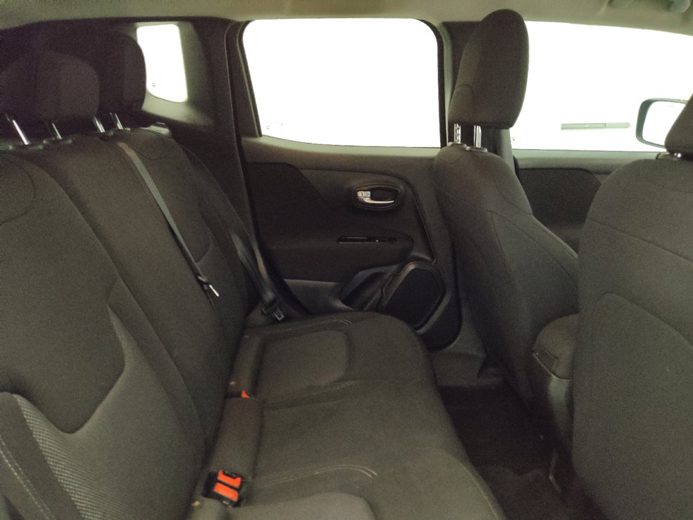 Used 2021 Jeep Renegade Sport FWD image 19