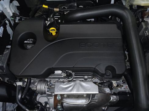 Used 2024 Chevrolet Equinox LT image 30