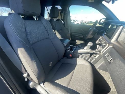 Used 2025 Toyota 4Runner SR5 image 28