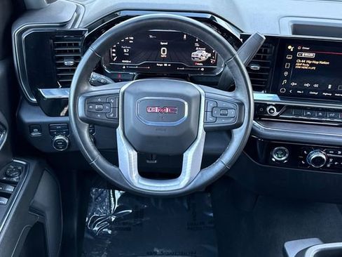 Used 2024 GMC Sierra 1500 SLT image 16