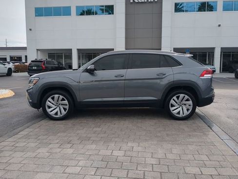 Certified 2022 Volkswagen Atlas Cross Sport SE w/ Panoramic Sunroof Package image 6