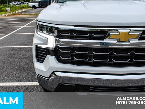 Used 2025 Chevrolet Silverado 1500 LT RWD image 11