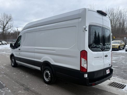 Used 2023 Ford Transit 250 148 High Roof Extended w/ Load Area Protection Package RWD image 4