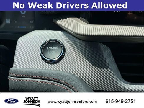 New 2025 Ford Explorer Active image 31