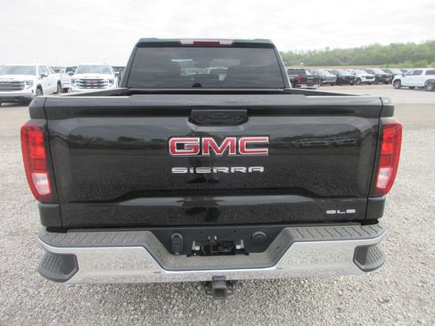 New 2026 GMC Sierra 1500 SLE w/ Max Trailering Package AWD/4WD image 6