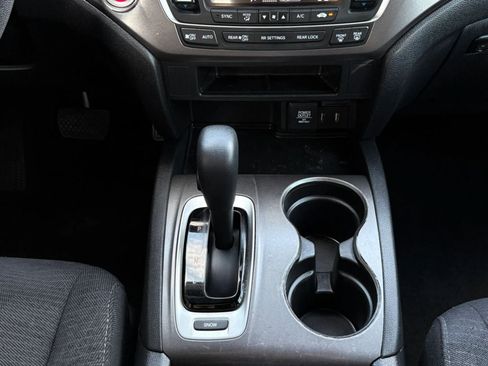 Used 2017 Honda Pilot EX image 51