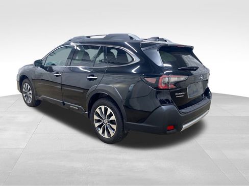 Certified 2023 Subaru Outback Touring XT AWD/4WD image 2