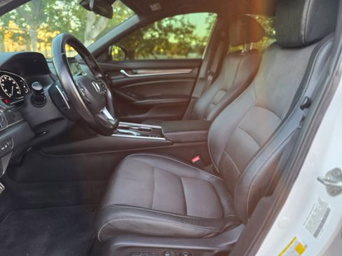 Used 2019 Honda Accord Sport image 16
