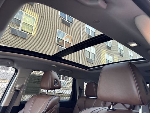 Used 2022 Acura MDX SH-AWD w/ Advance Package image 31