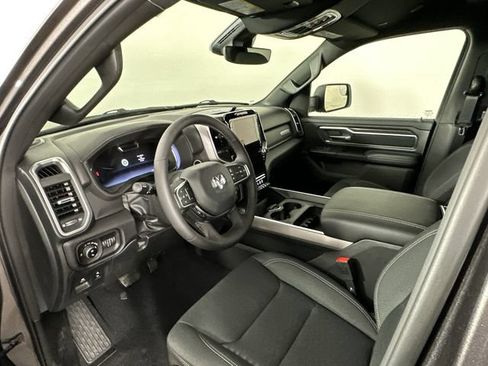 New 2026 RAM 1500 4x4 Crew Cab image 19