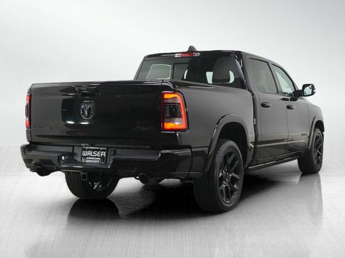 Used 2022 RAM 1500 Laramie AWD/4WD image 5