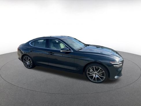 Used 2024 Genesis G70 2.5T image 2