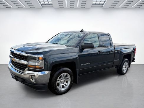 Used 2017 Chevrolet Silverado 1500 LT w/ All Star Edition image 7