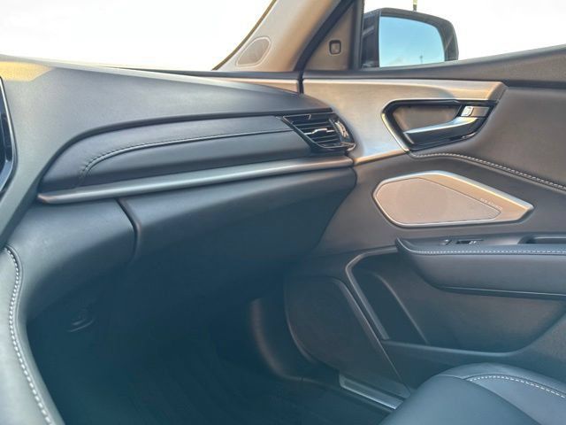 Used 2024 Acura RDX w/ Technology Package AWD/4WD image 40