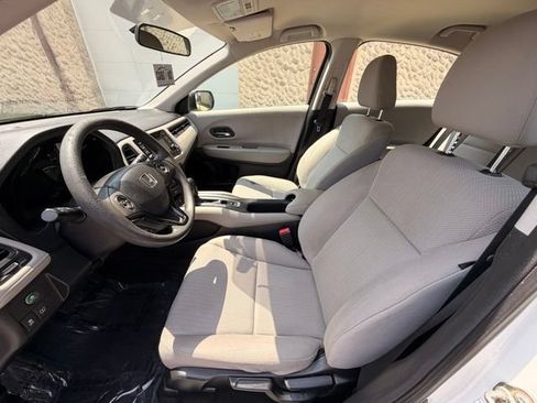 Used 2016 Honda HR-V LX image 13