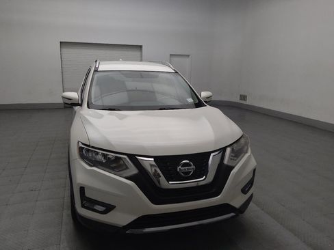 Used 2017 Nissan Rogue SV image 14