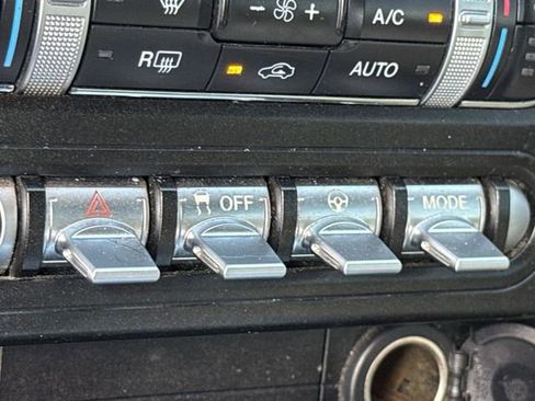 Used 2020 Ford Mustang Premium image 36