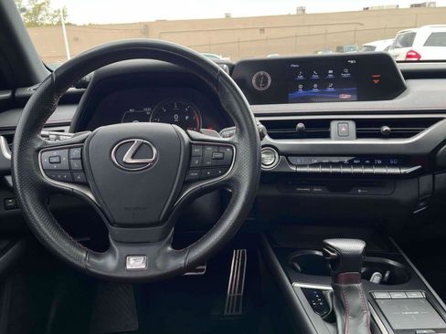 Used 2022 Lexus UX 200 F Sport w/ Accessory Package (Z2) FWD image 2