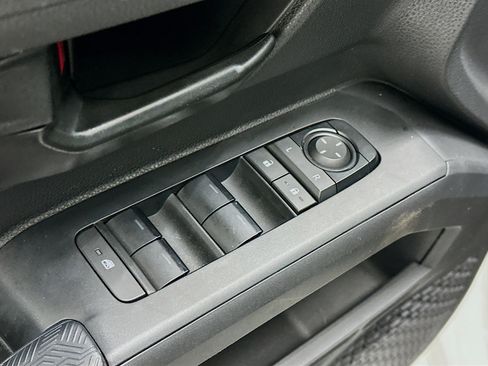 Used 2024 Toyota Tacoma SR5 image 15