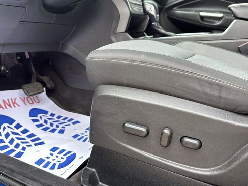 Used 2018 Ford Escape SE image 11