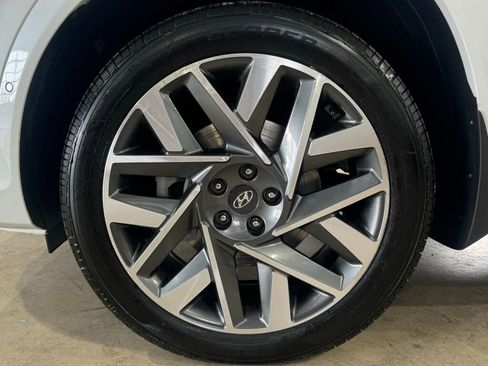 Used 2021 Hyundai Santa Fe Calligraphy image 10