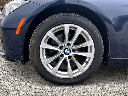 Used 2016 BMW 320i xDrive Sedan image 8