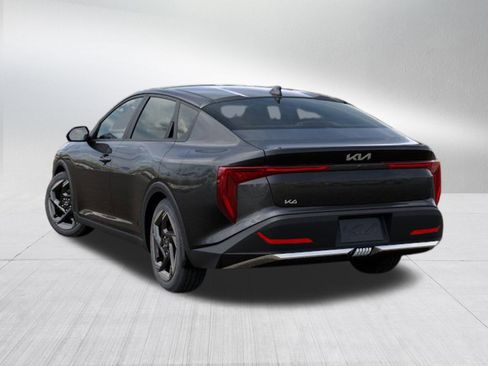 New 2025 Kia K4 EX image 4