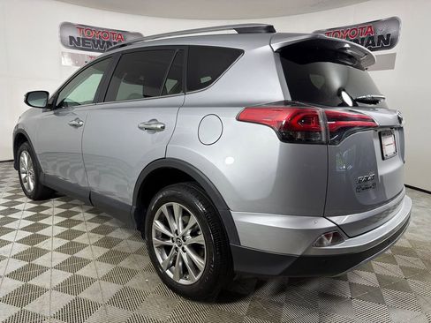 Used 2018 Toyota RAV4 Limited w/ Advanced Technology Package FWD image 6