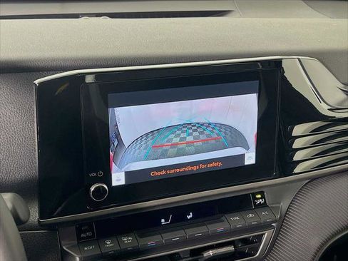 Certified 2025 Toyota Camry SE image 14