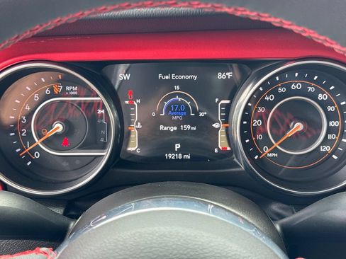 Used 2023 Jeep Gladiator Rubicon w/ LED Lighting Group AWD/4WD image 25