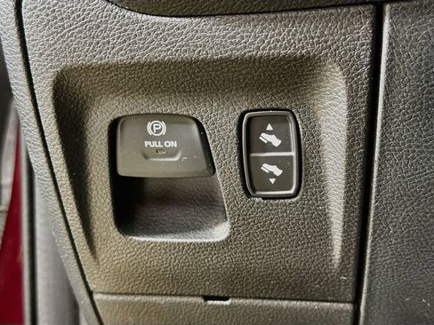 Used 2022 RAM 1500 Big Horn AWD/4WD image 40