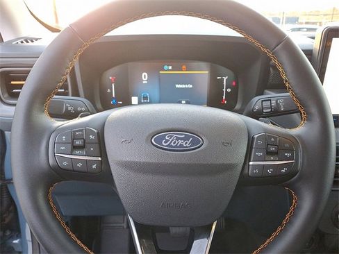 Used 2025 Ford Maverick Tremor image 21