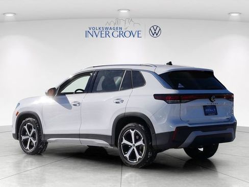 New 2026 Volkswagen Tiguan SE AWD/4WD image 3