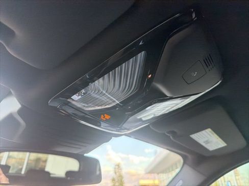 Used 2026 BMW X5 sDrive40i w/ M Sport Package RWD image 21