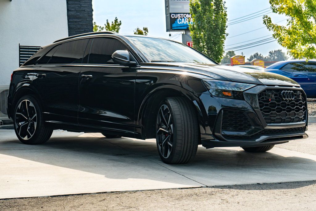 Used 2022 Audi RS Q8 AWD/4WD image 5