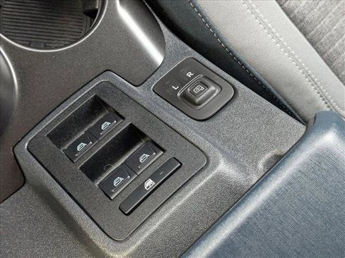 Used 2021 Ford Bronco Outer Banks image 17